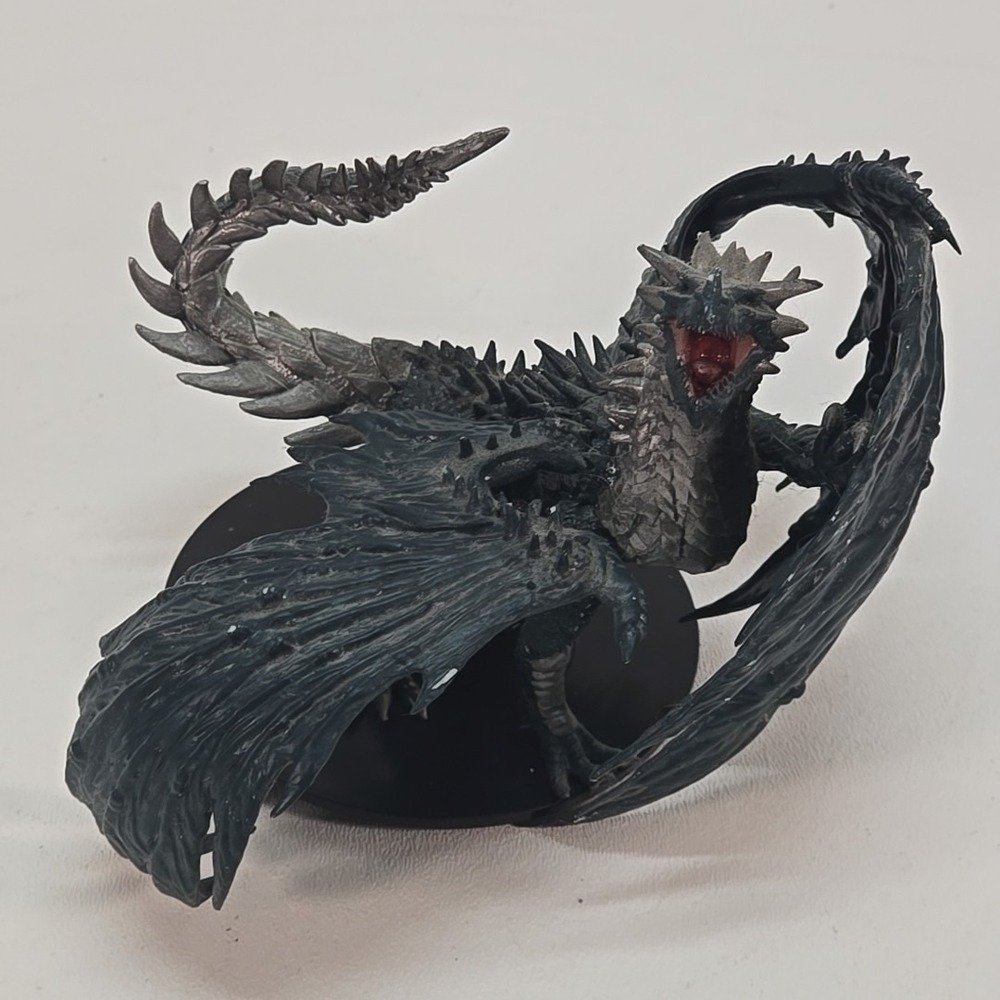 WIZKIDS/NECA Adult Silver Dragon Icons Of The Realms Miniature Dungeons&Dragons